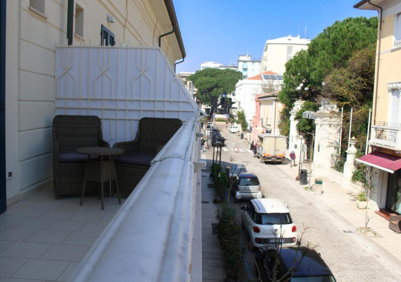 Bmp Apartment Atmosphere 1 Centrale Con Garage Riccione Buitenkant foto