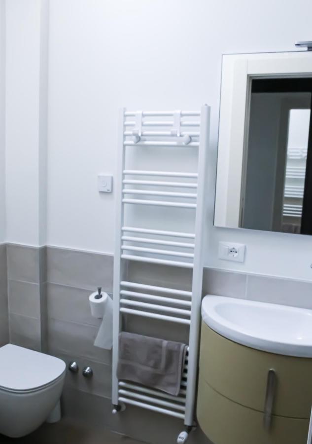 Bmp Apartment Atmosphere 1 Centrale Con Garage Riccione Buitenkant foto